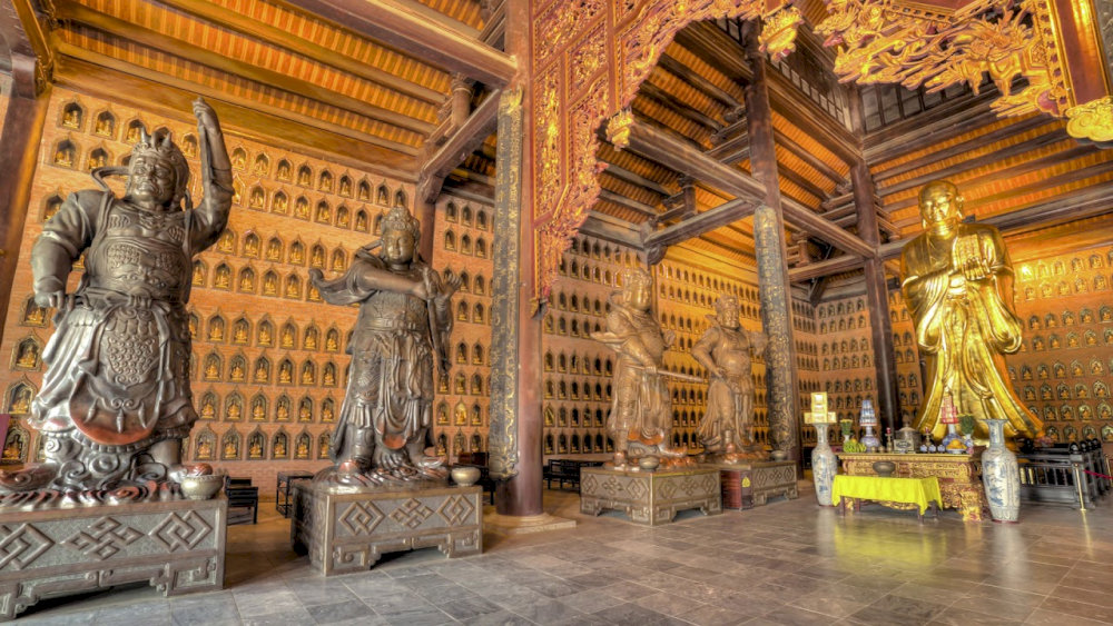 One of the must-see attractions when visiting Bai Dinh Pagoda